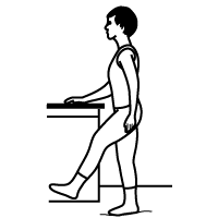 Вынос прямой ноги и руки параллельно полу затем соединение локтя и колена